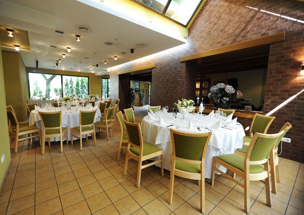 Hotel Senas Namas Alytus Ngoại thất bức ảnh