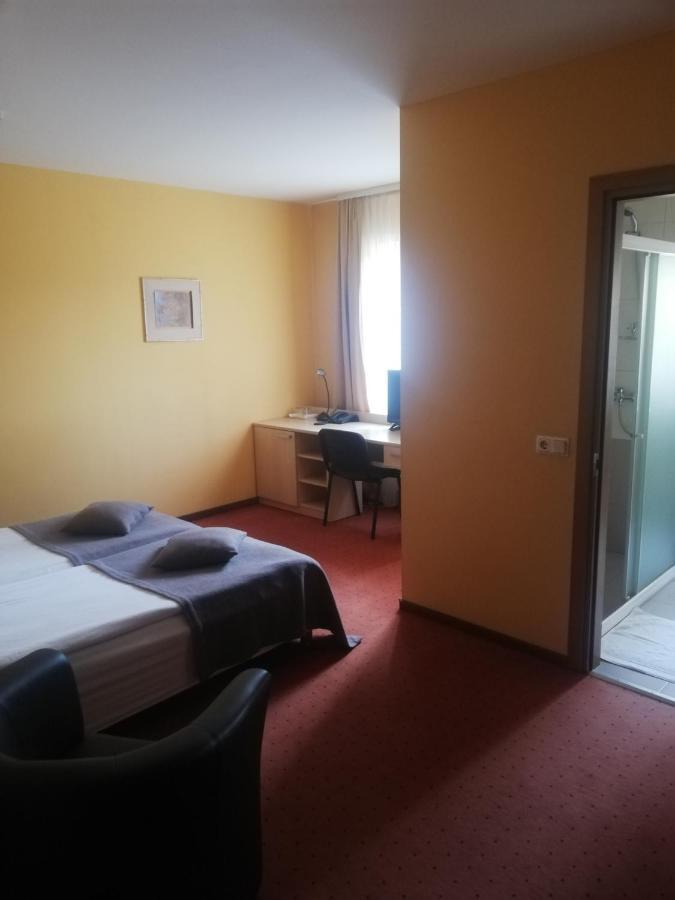 Hotel Senas Namas Alytus Ngoại thất bức ảnh