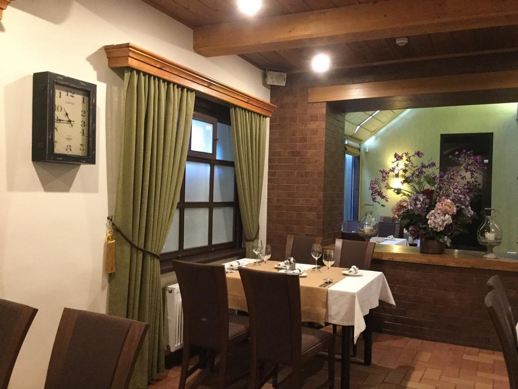 Hotel Senas Namas Alytus Ngoại thất bức ảnh