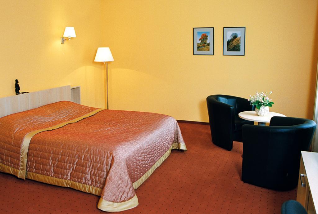 Hotel Senas Namas Alytus Ngoại thất bức ảnh